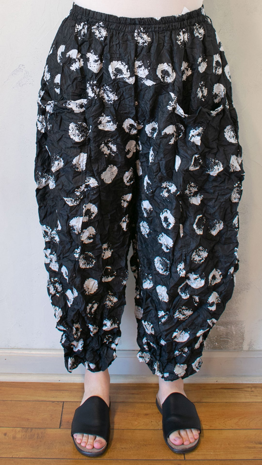 Polka Dot Crinkle Pant