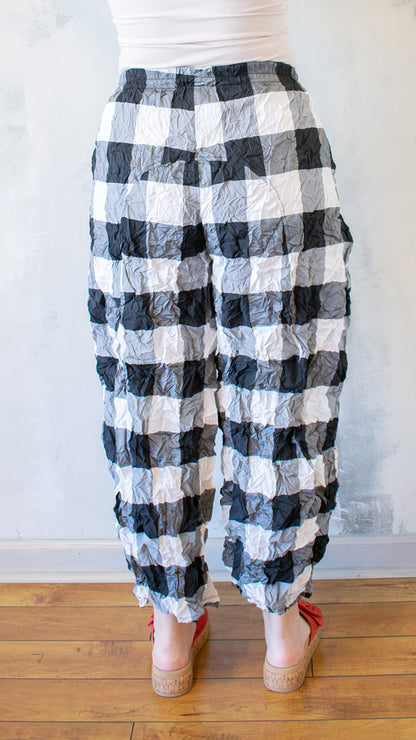 Crinkle Barrel Pant in Buffalo Check
