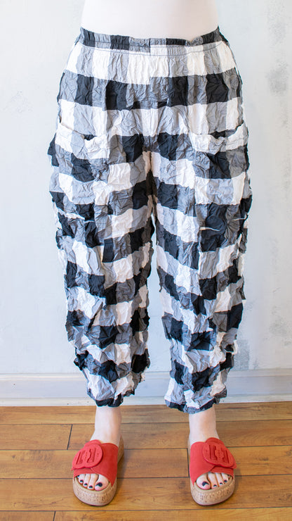 Crinkle Barrel Pant in Buffalo Check
