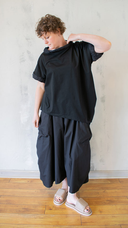 Textured Sleeve Tee in Black