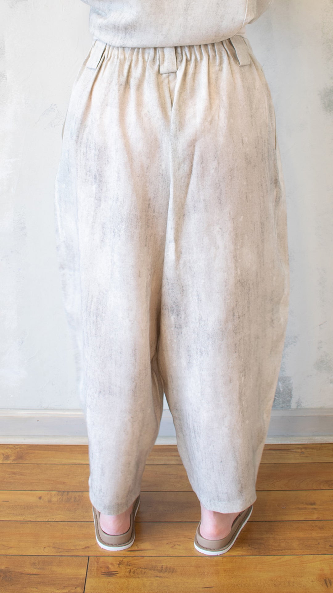 Barrel Pant in Stone