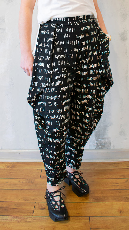 Gaia Pant in Black Print