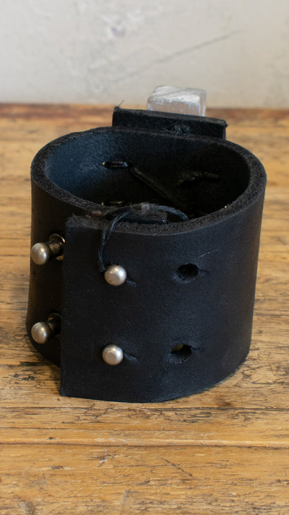 Selenite Cuff in Black
