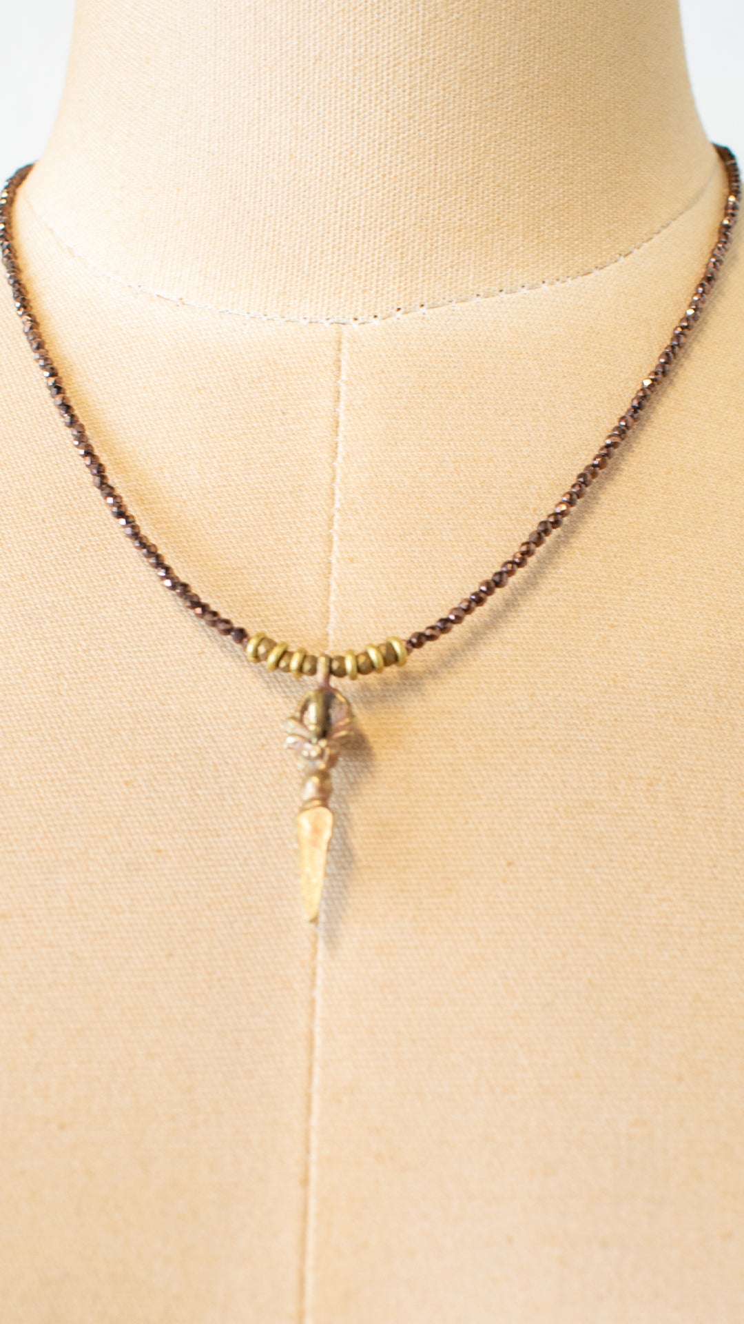 Thunderbolt Choker