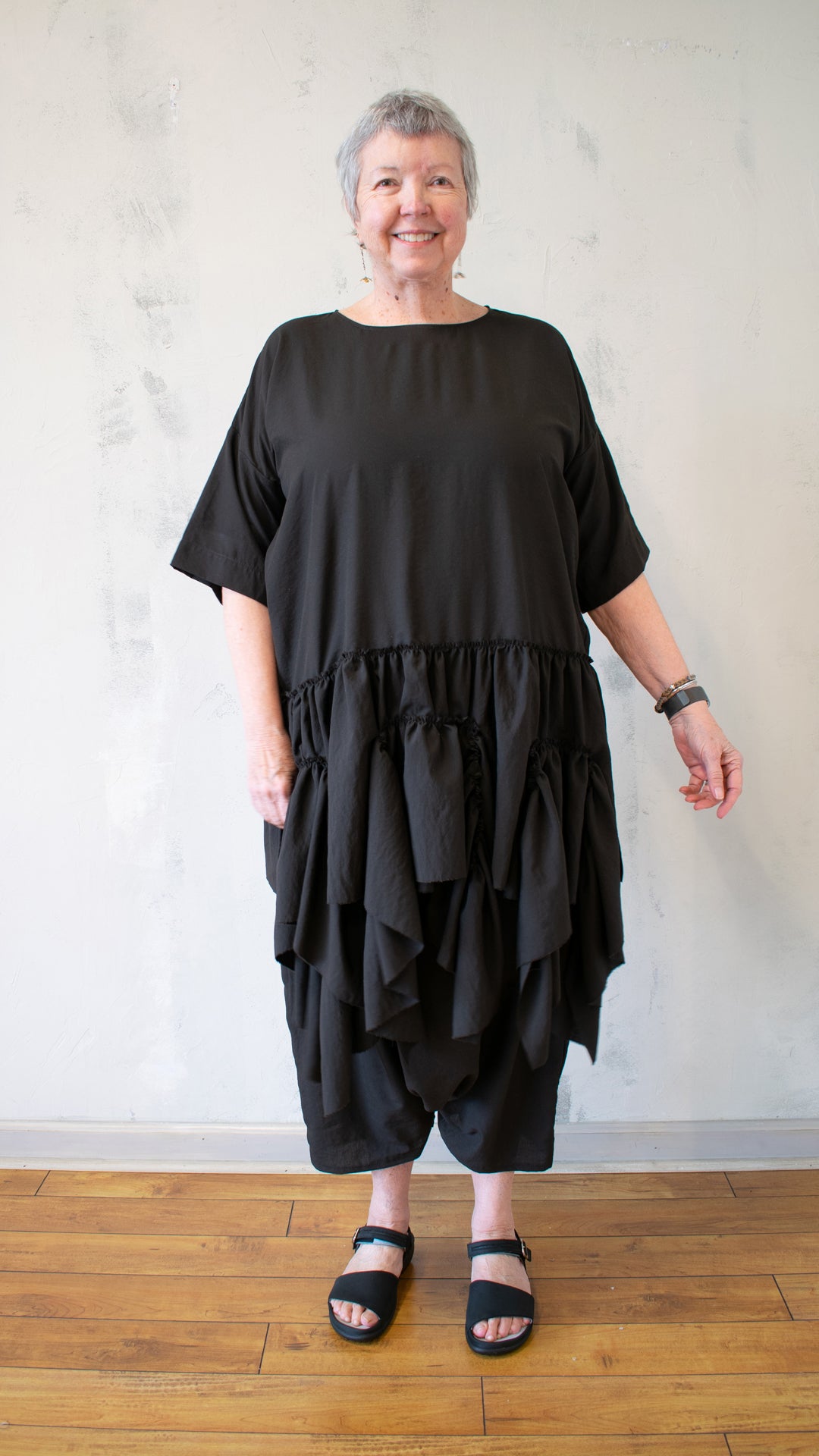 Schon Tunic (Multiple Colors)