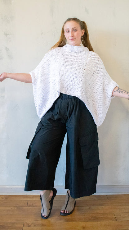 Bran Sleeveless Pullover (Multiple Colors)