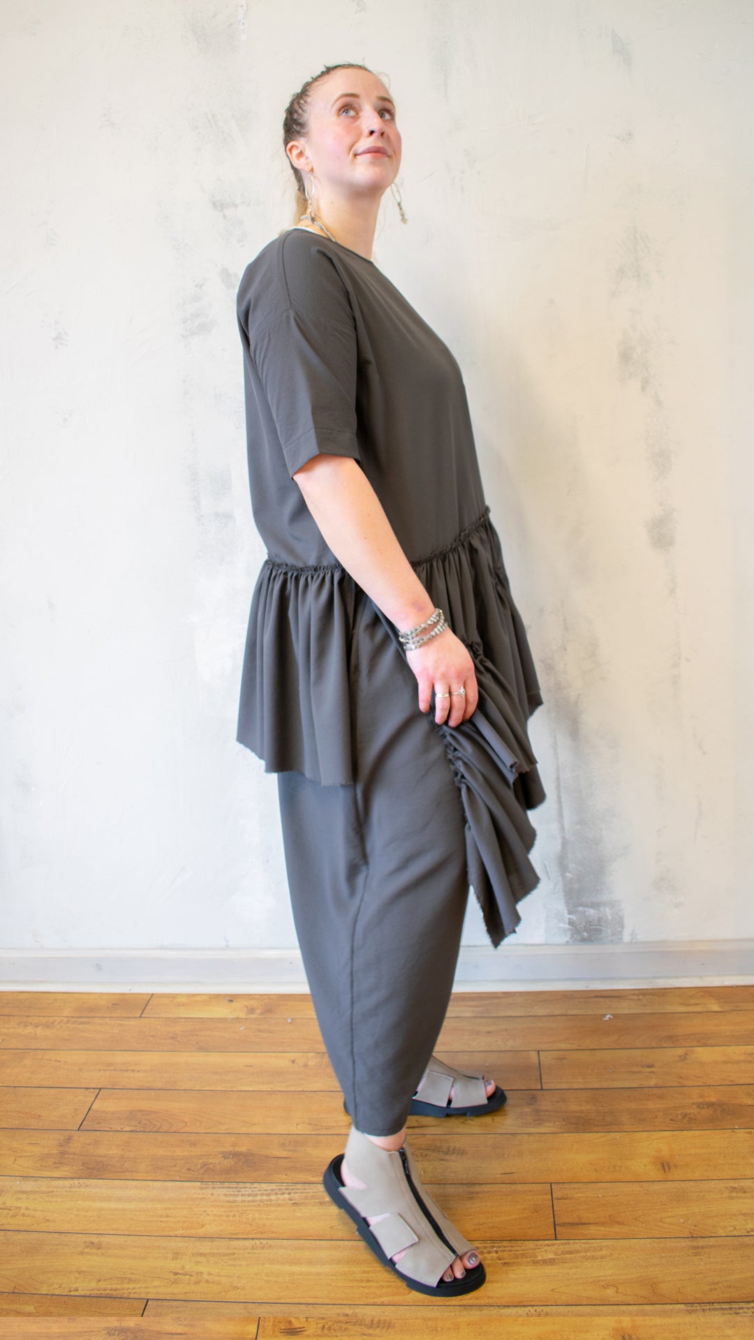 Schon Tunic (Multiple Colors)