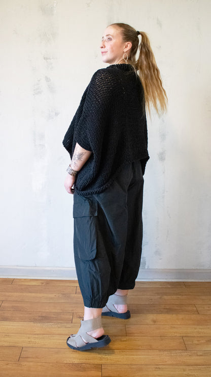 Bran Sleeveless Pullover (Multiple Colors)