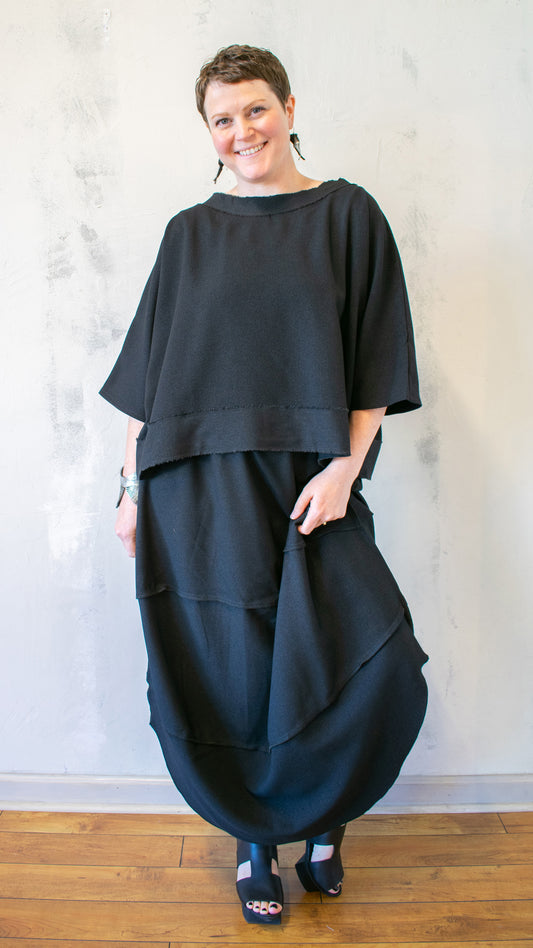 Tis Top in Black