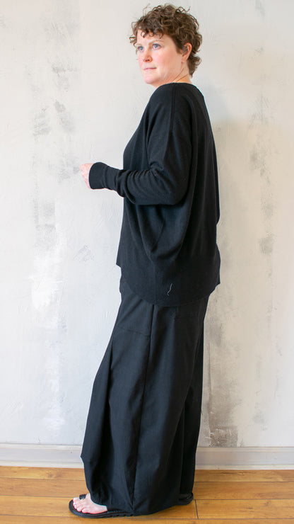 Black Cashmere Wool Hi-Lo