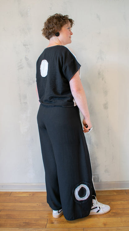 Circle Applique Linen Pullover