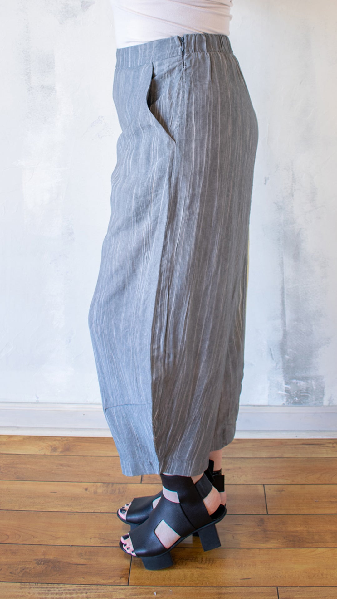 Blocked Barrel Pants