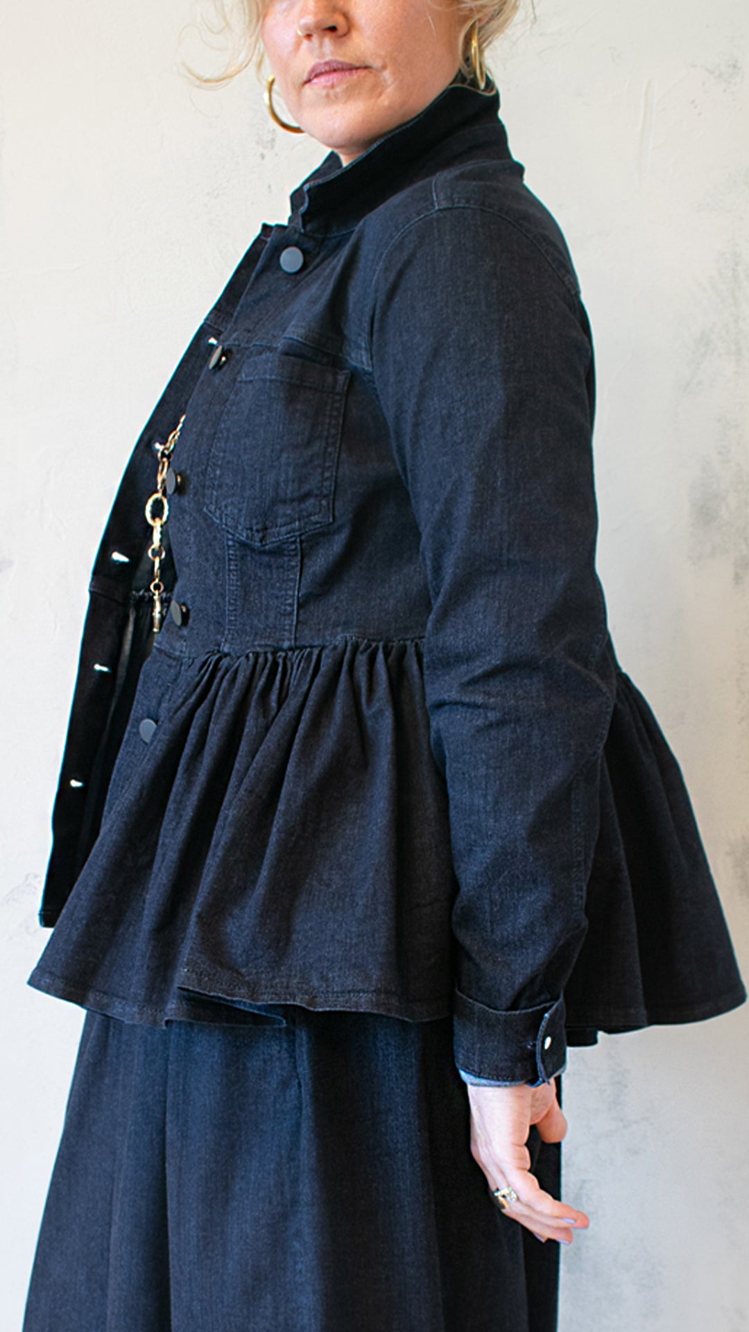 The Circle Jacket in Dark Blue