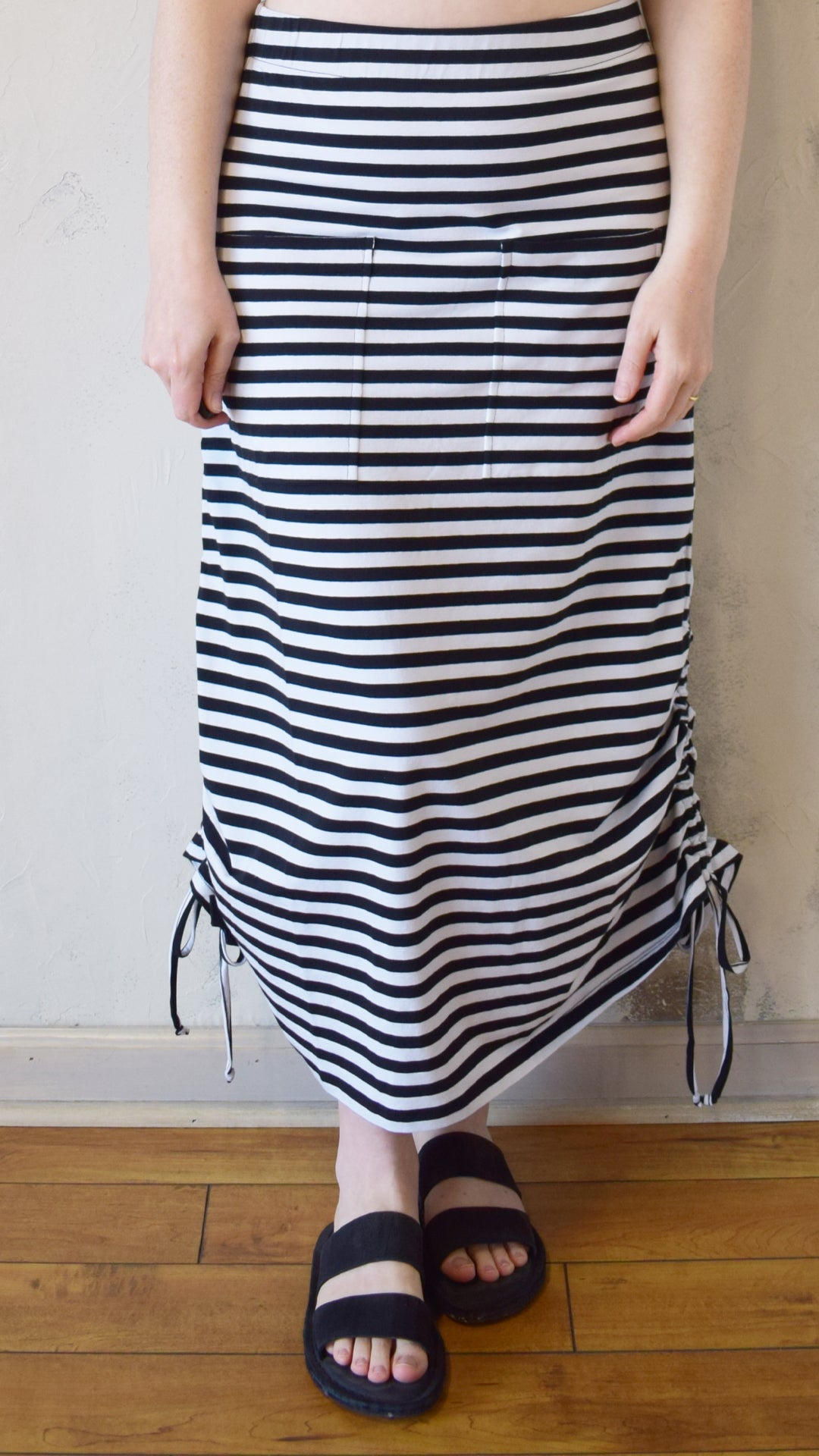 Pen Skirt (Multiple Colors)