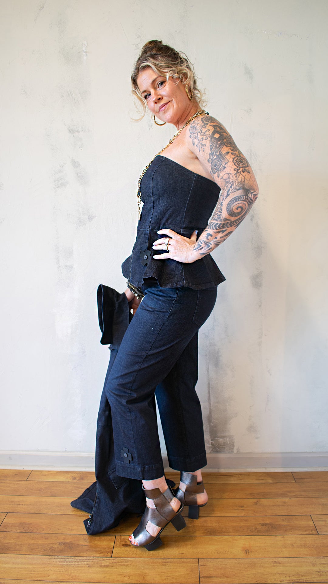 Blue Shape Top in Dark Blue