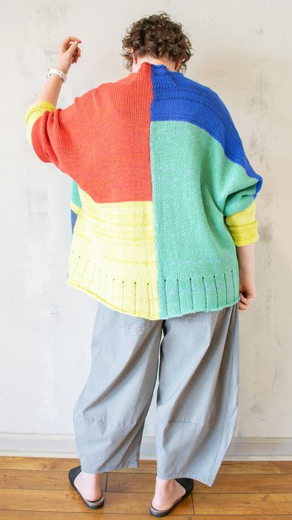 Deep V Pullover in Bright