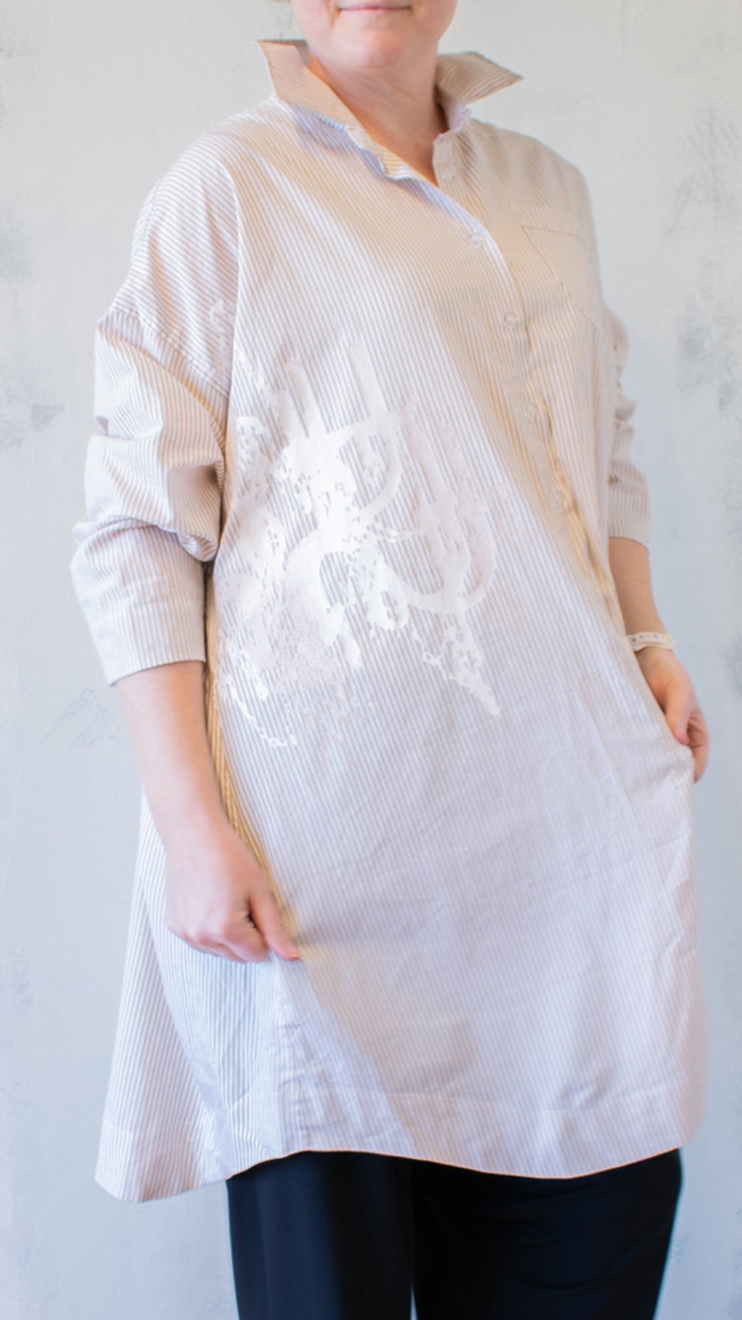 LC Tunic (Multiple Colors)