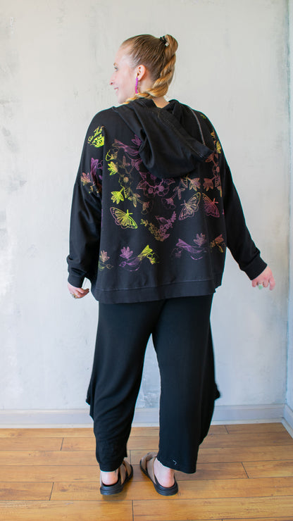 Hoodie in Black Toile