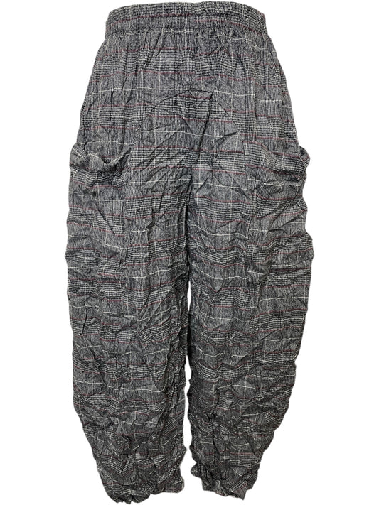 Crinkle Plaid Barel Pant