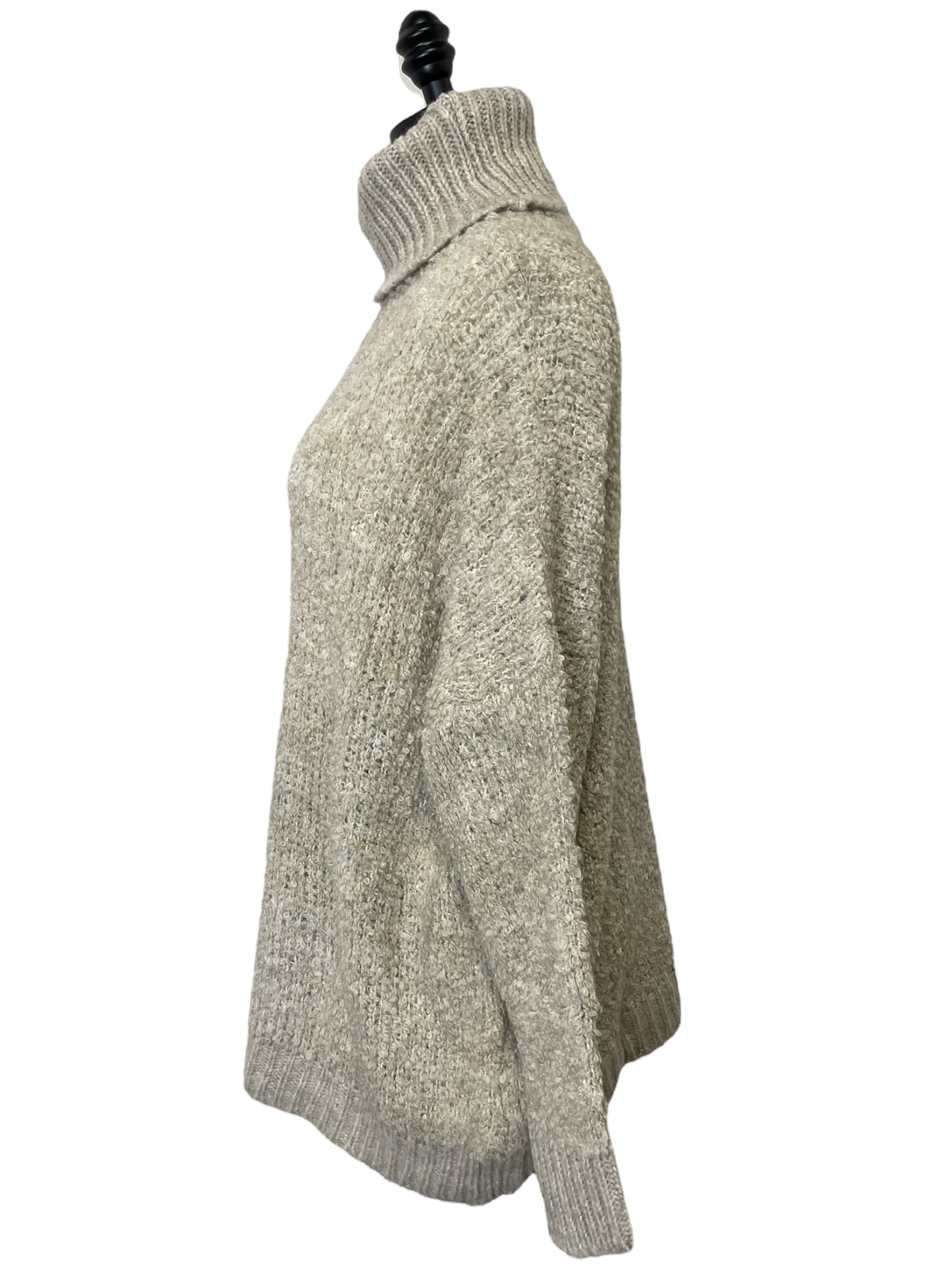 Boucle Turtleneck