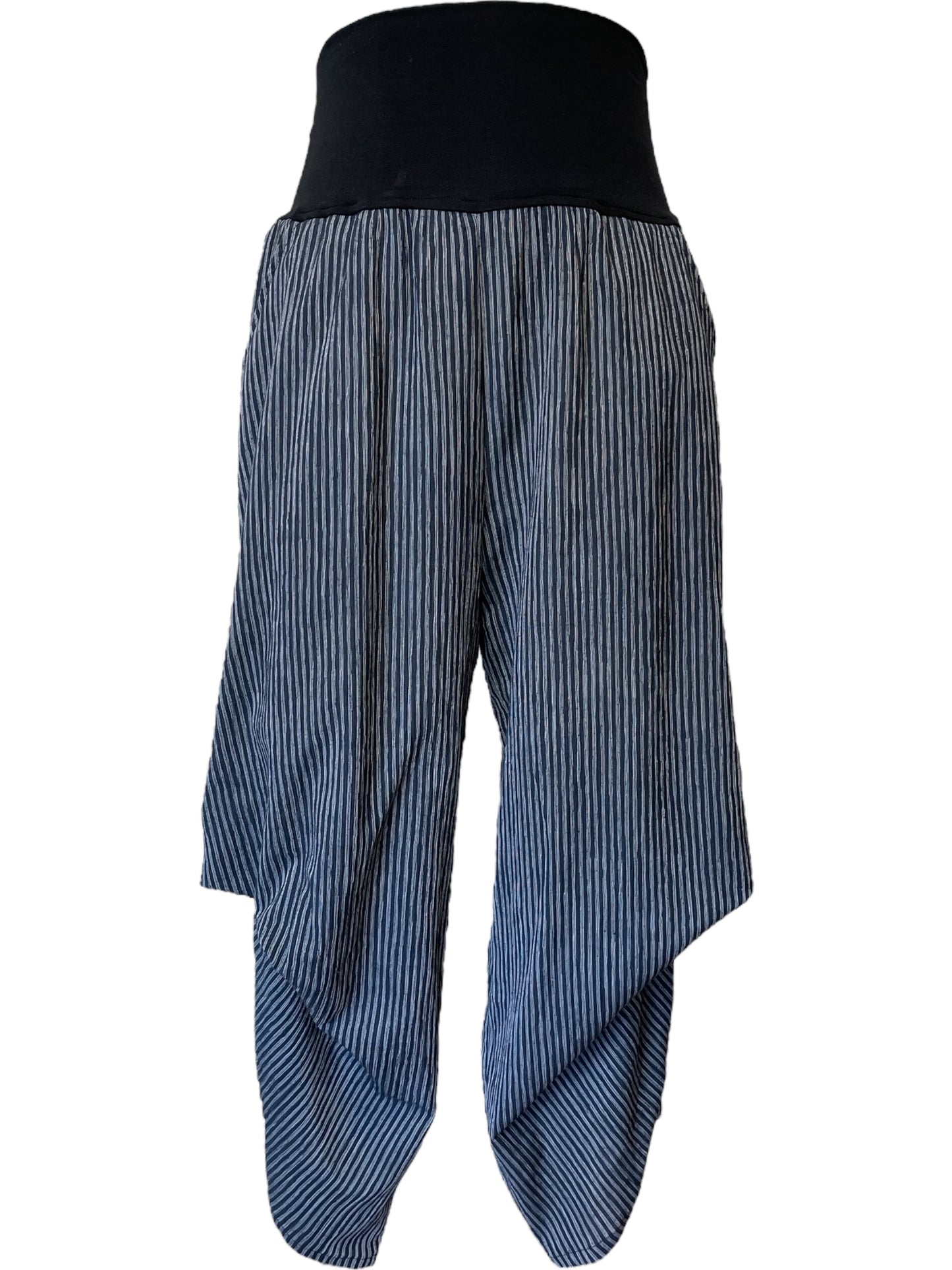 Sava Pant in Midnight