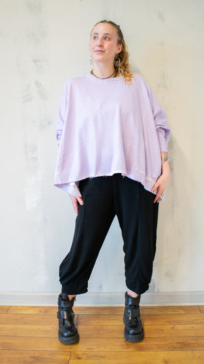 Wide Short Sweatshirt in Violet