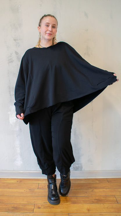 Wide Short Sweatshirt W Polka dots