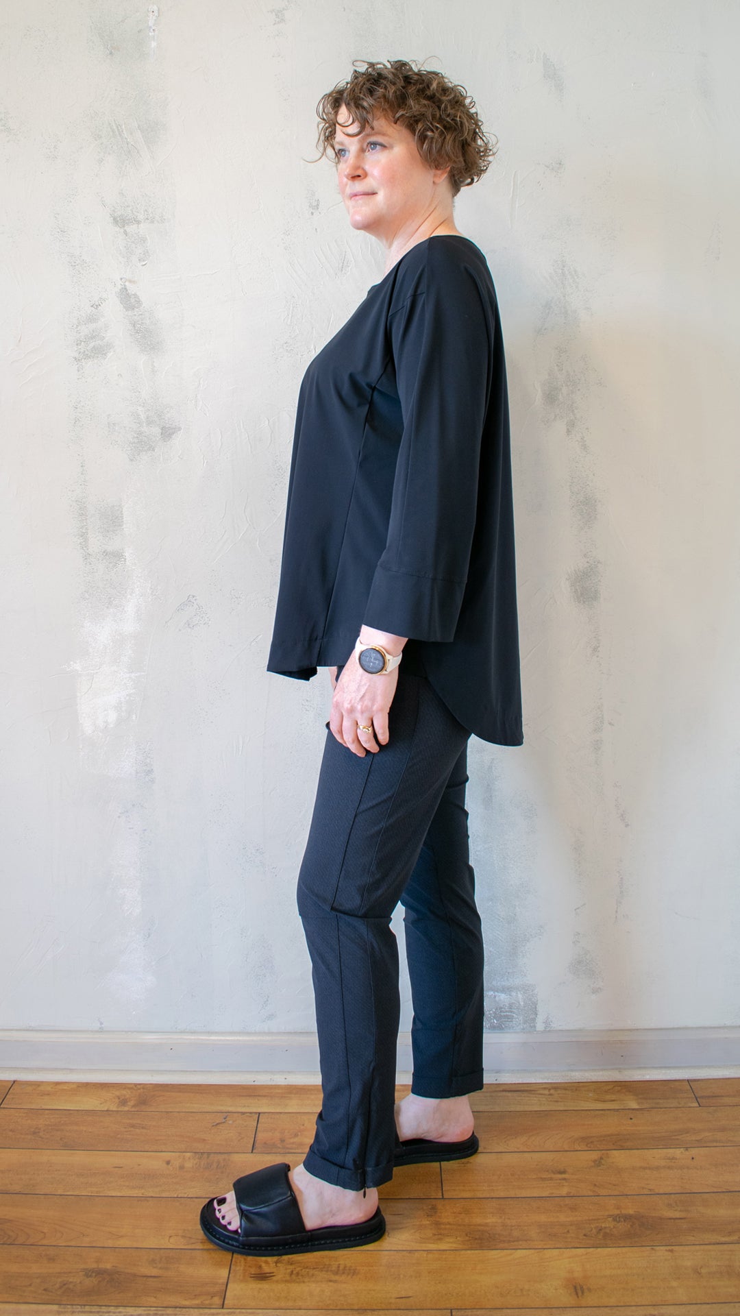 Scallop Top in Black