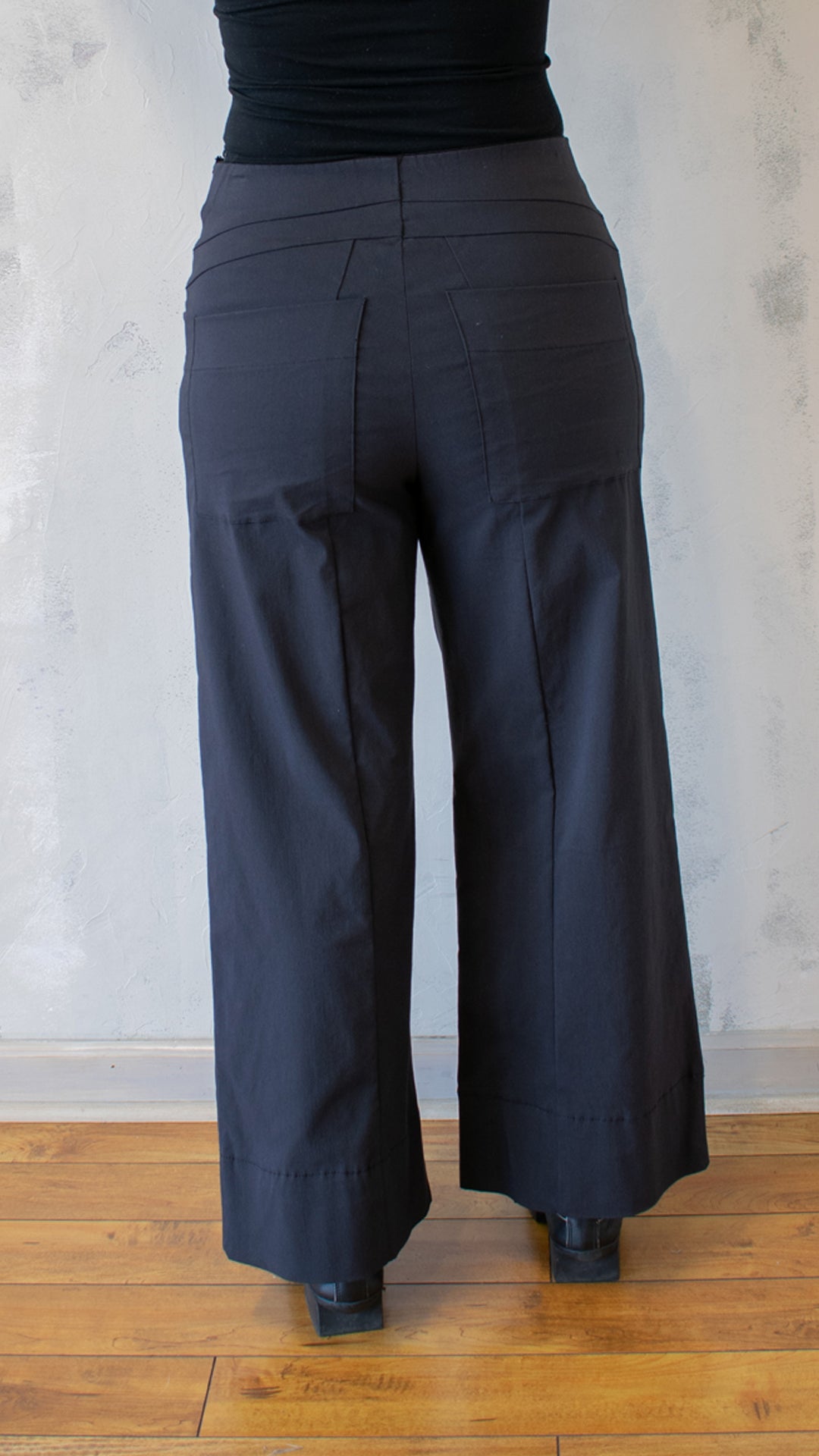 Wager Pant in Cinder