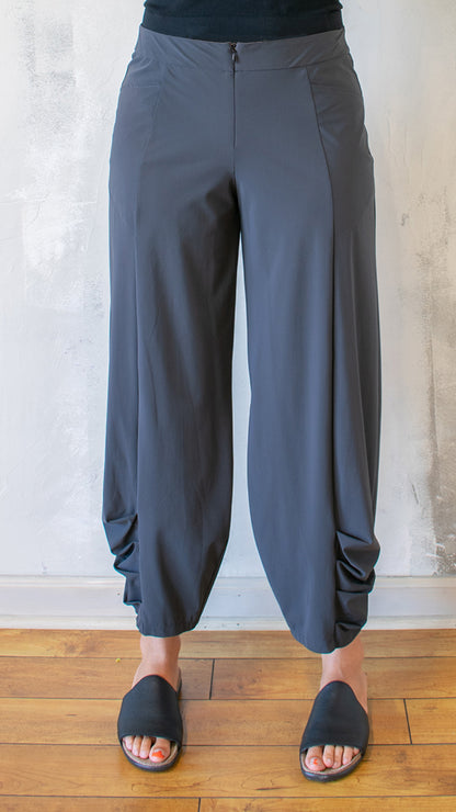 Porter Pant in Smoke