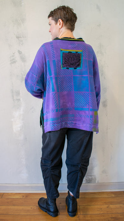 Throwing Stones Sweatshirt in Royal