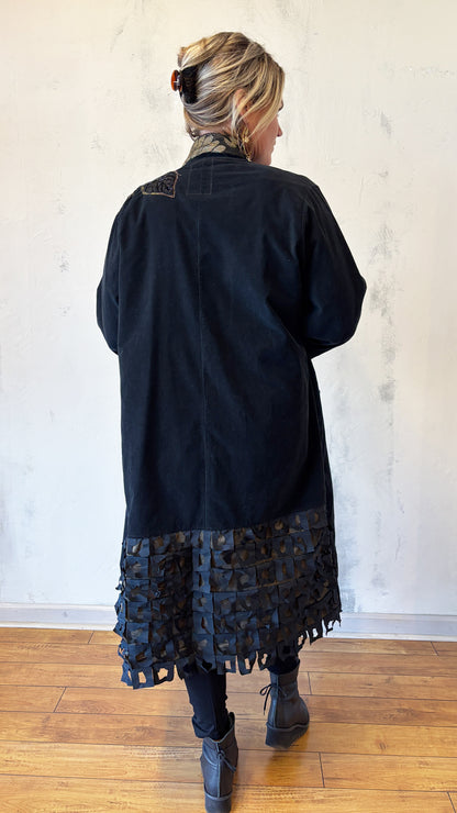 Black Dahlia in Gilded Bronze