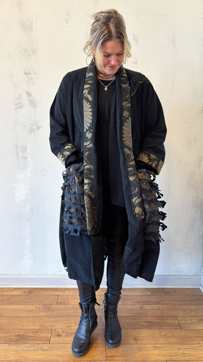 Black Dahlia in Gilded Bronze