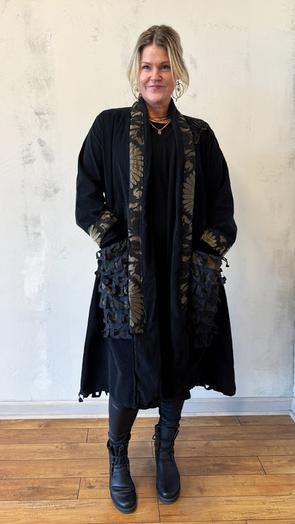 Black Dahlia in Gilded Bronze