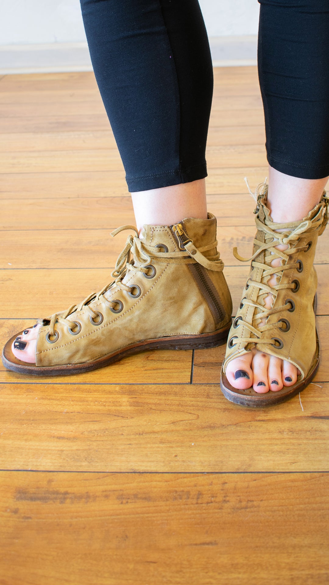 Regal Sandal (Multiple Colors)