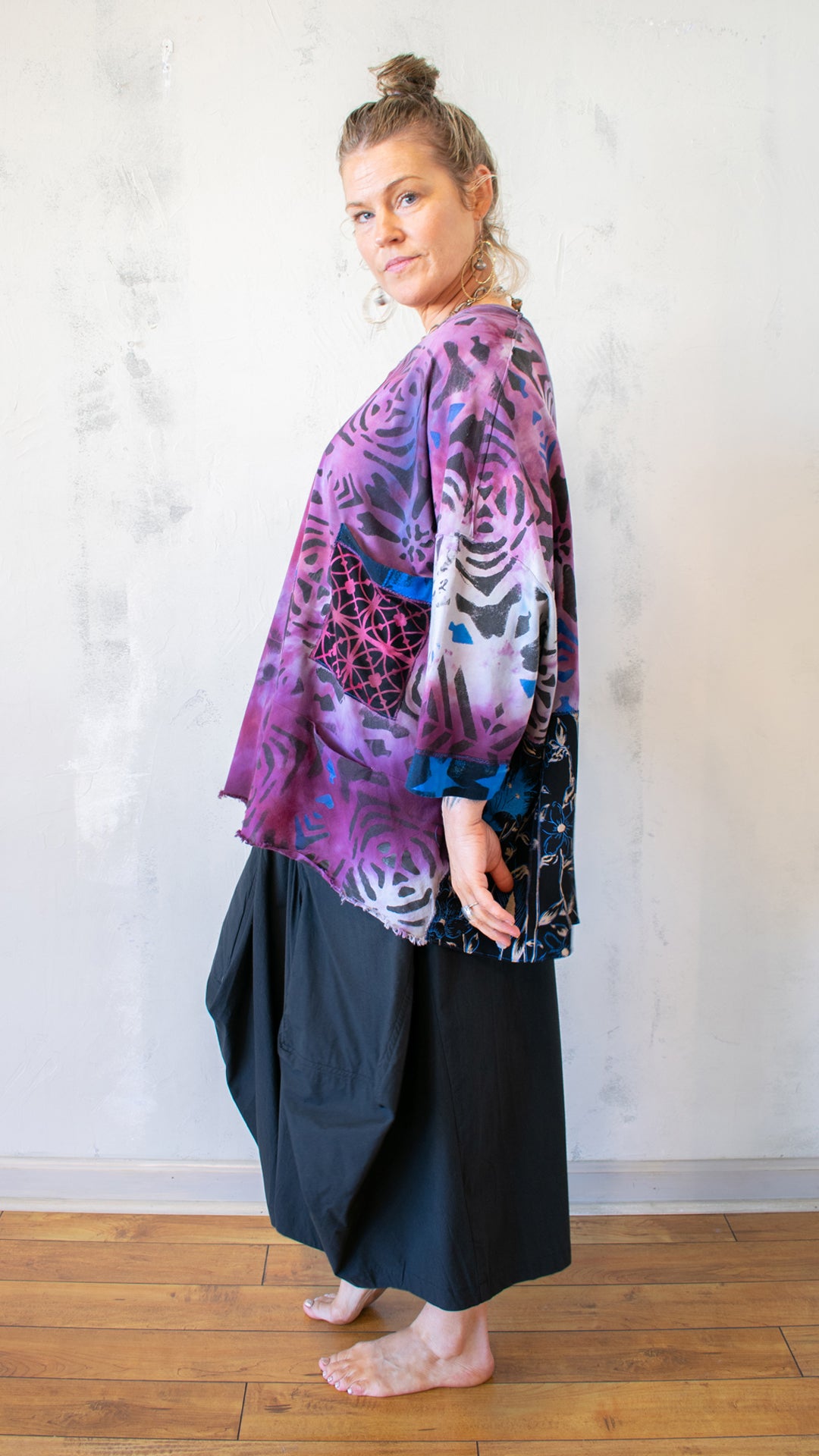 Frequency Tunic in Deep Connection