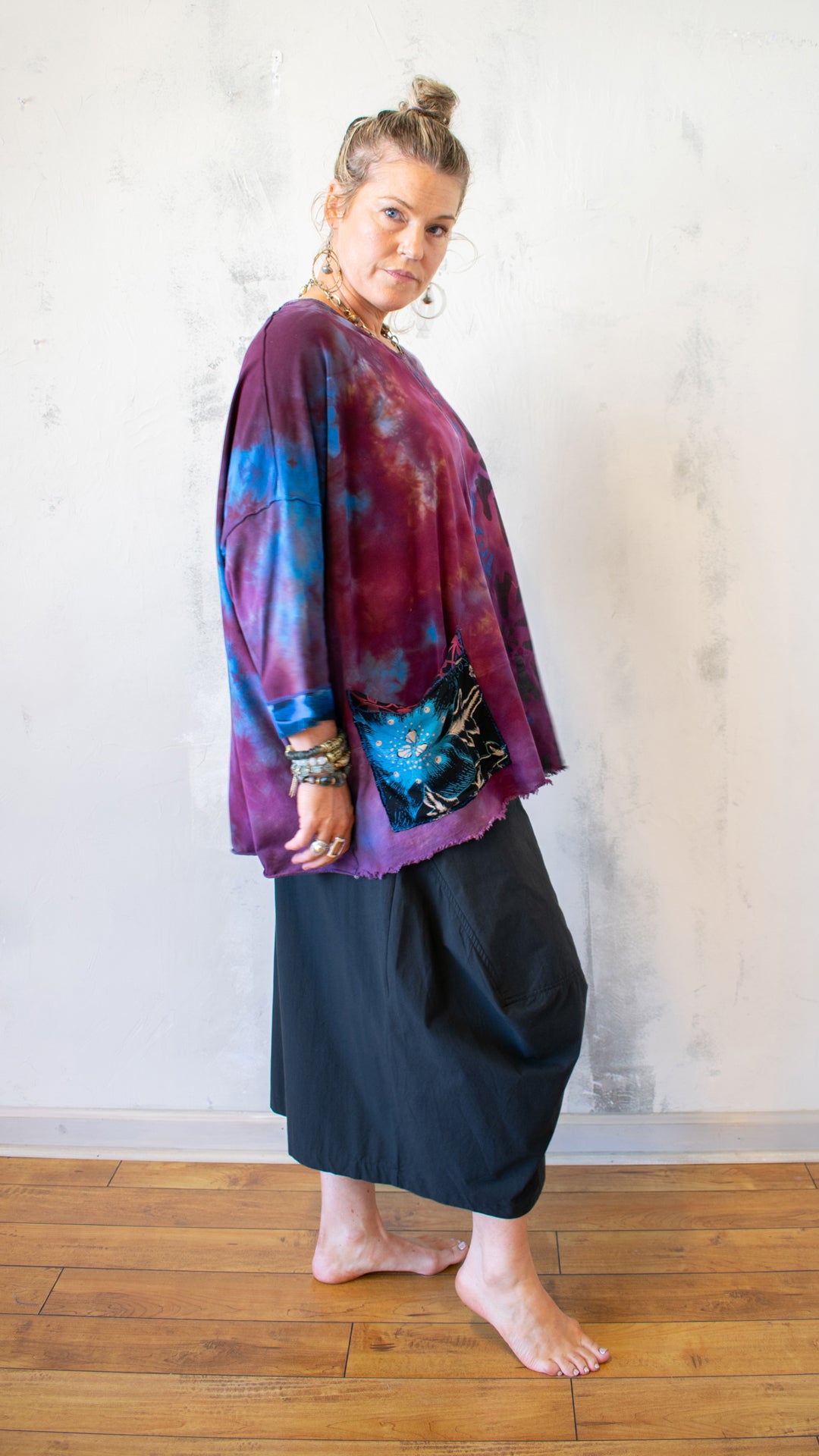 Frequency Tunic in Deep Connection