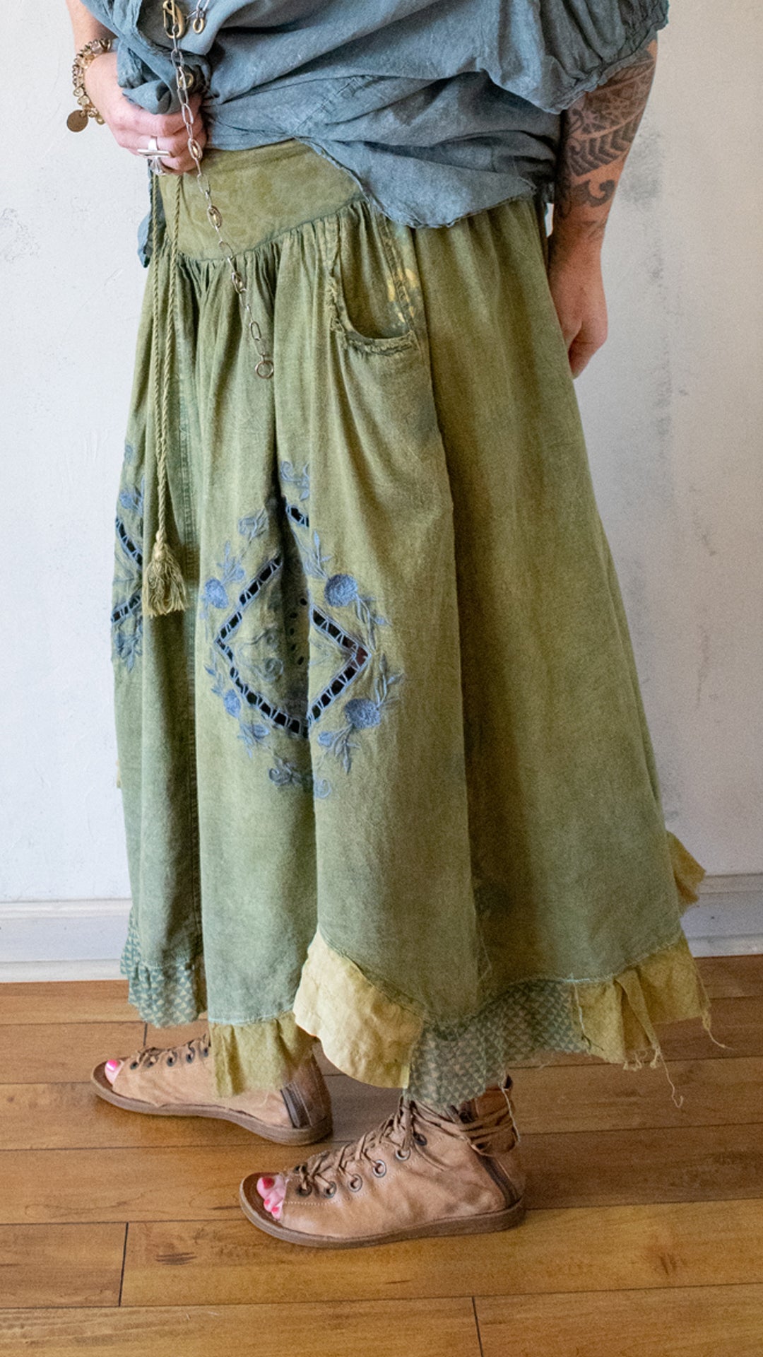 Heirloom Bloomers in Tarnish