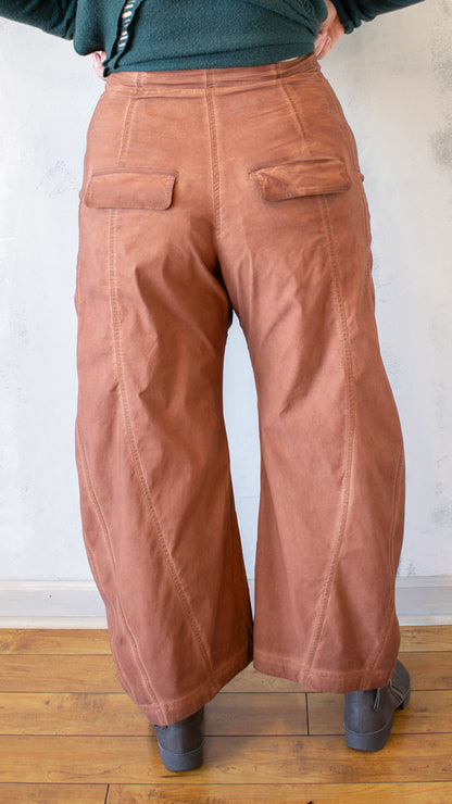 Textured Barrel Pant in Terracotta Cloud