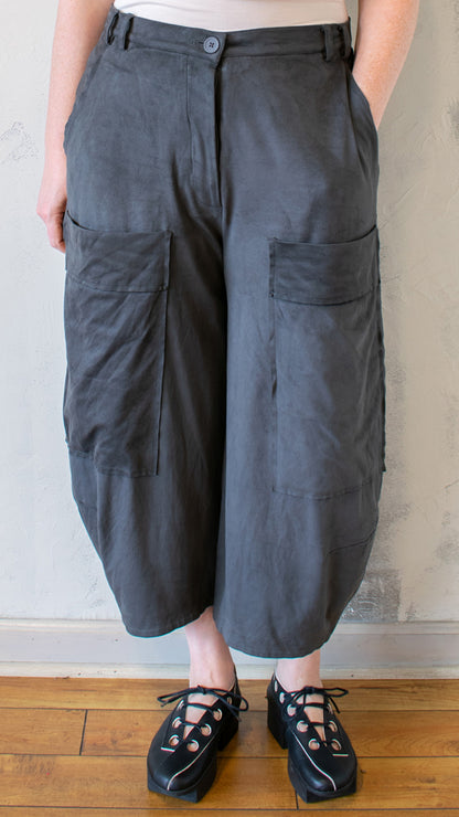 Vegan Suede Lantern Pant
