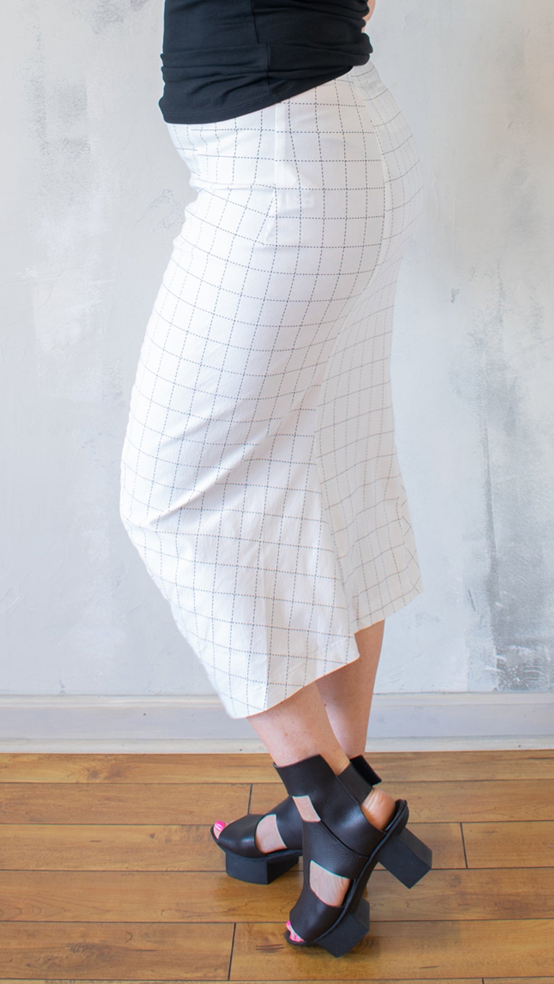 Check Skirt in White