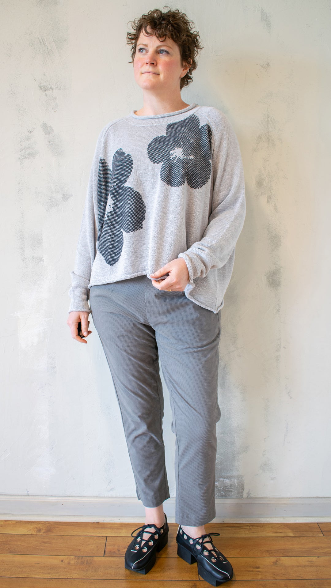 Intarsia Knit Flower Pullover