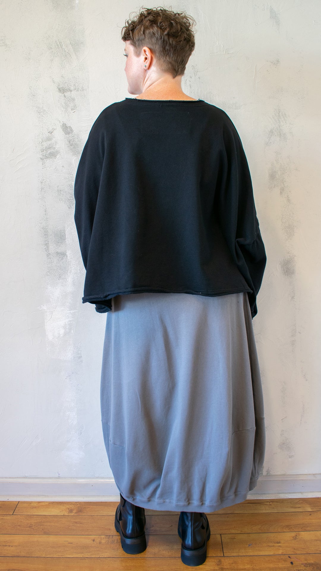 Two Pocket Crop Pullover