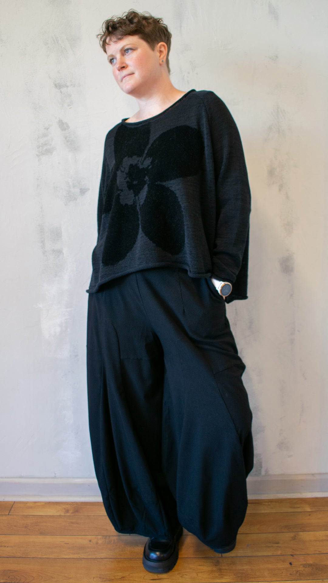 Intarsia Knit Large Poppy Pullover