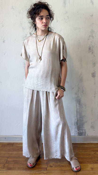 Drape Top (Multiple Colors)