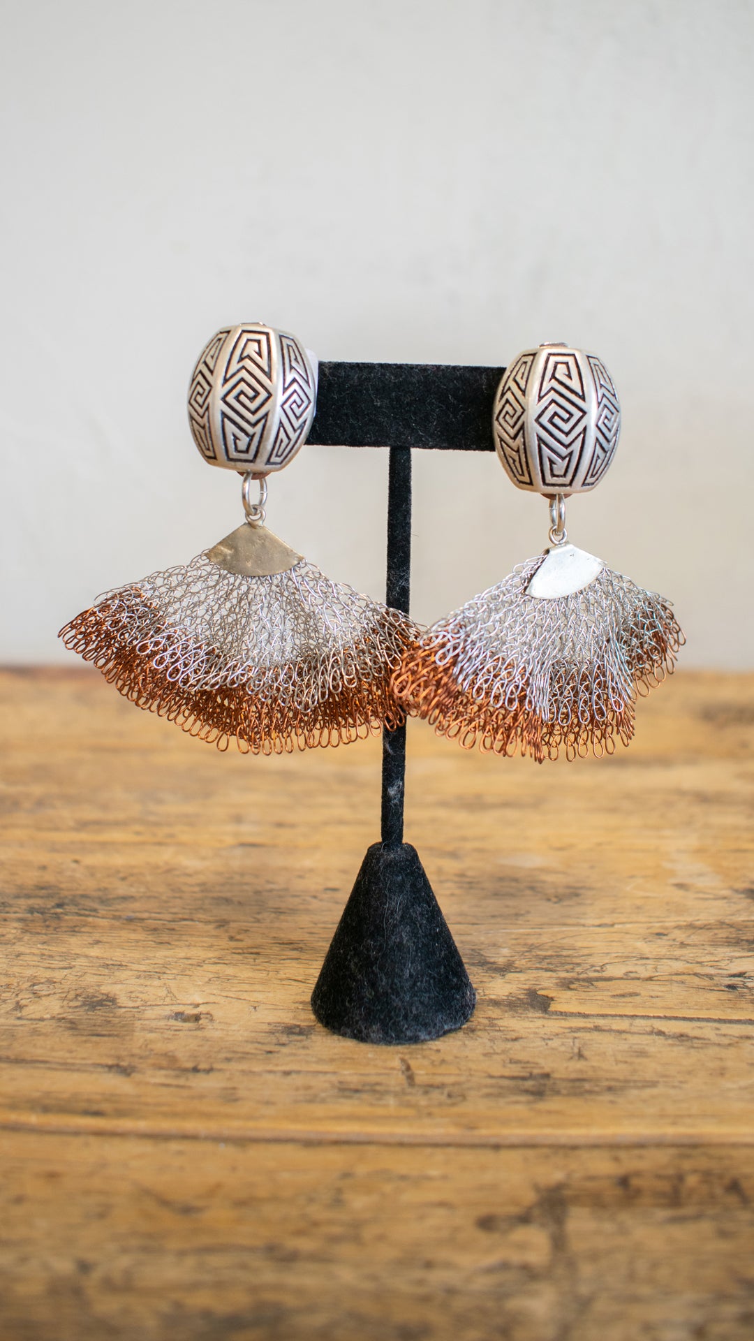 Knit Metal Fan Clips