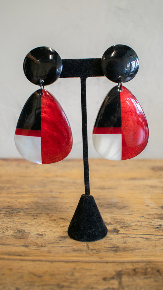 Resin with Coconut Shell Clip Ons