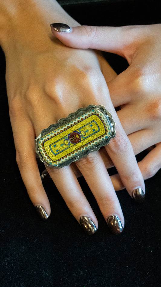 Chinese Cloisonné Bed Ring