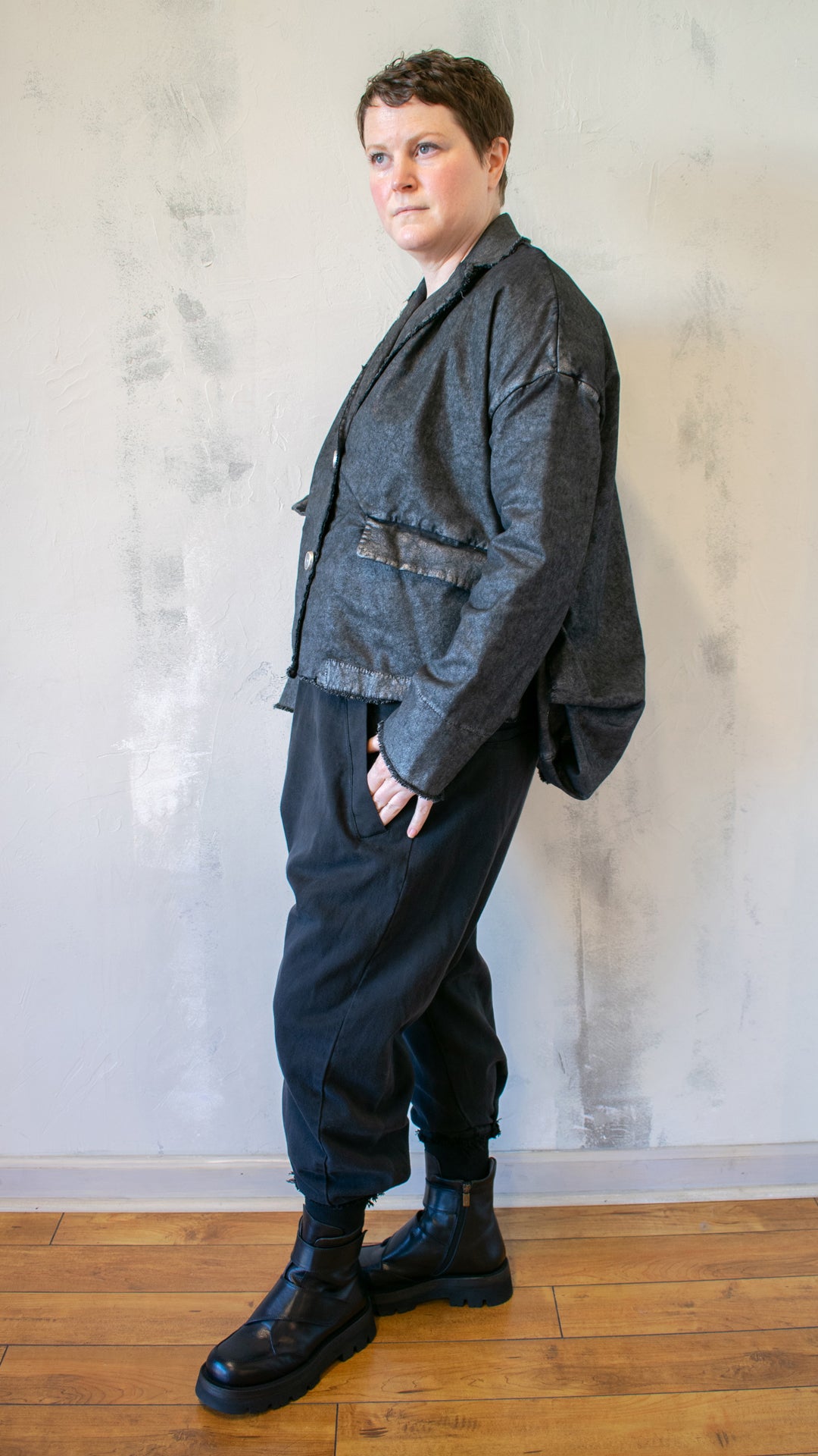 Giacca Boxy in Laminated Black