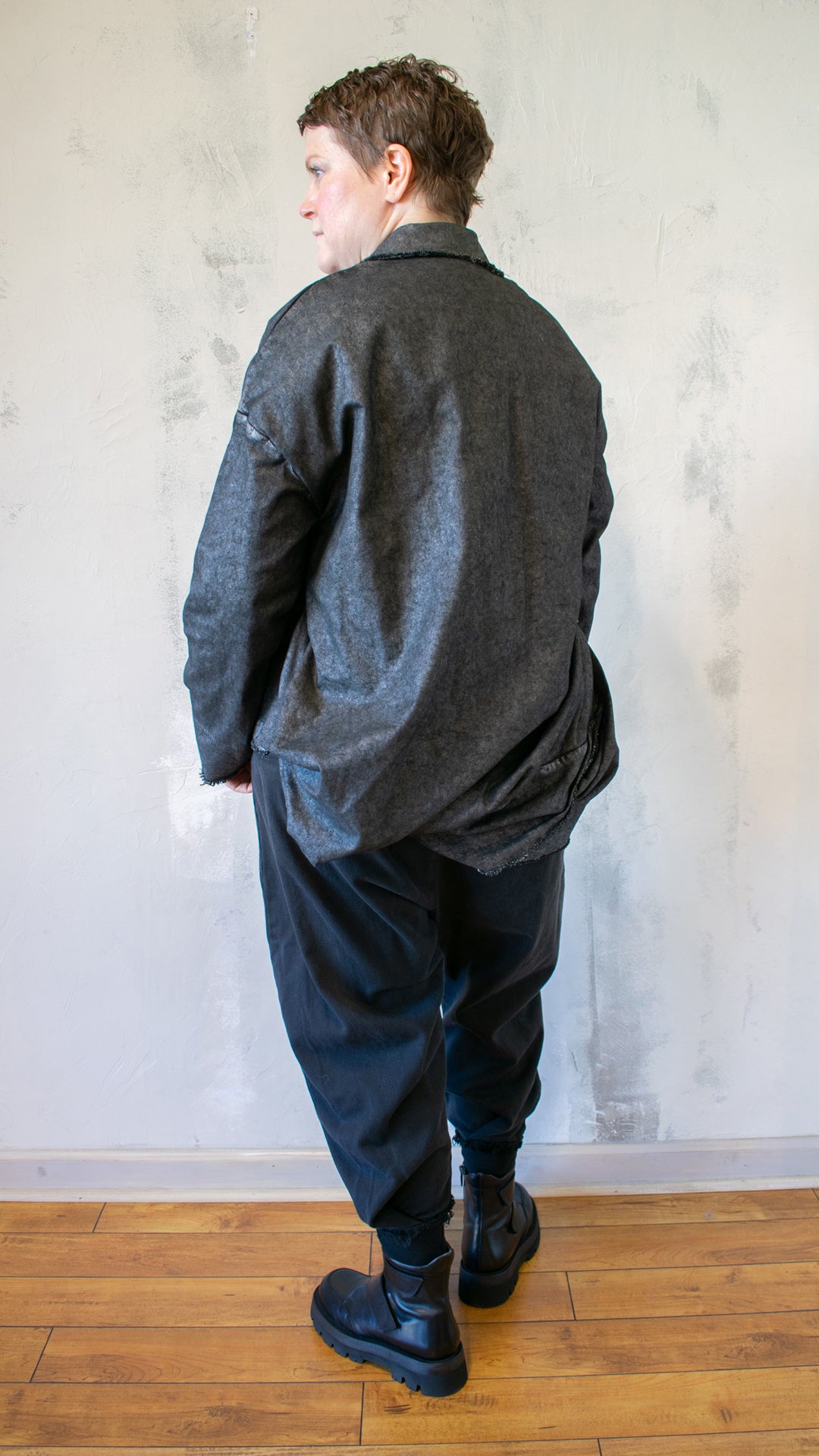 Giacca Boxy in Laminated Black